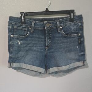 Women's Boyfriend Silver Jeans Denim Shorts In Size 29
